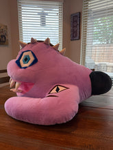 Load image into Gallery viewer, *PREORDERS* OSRS Baron Plushie Duke Sucellus Pet
